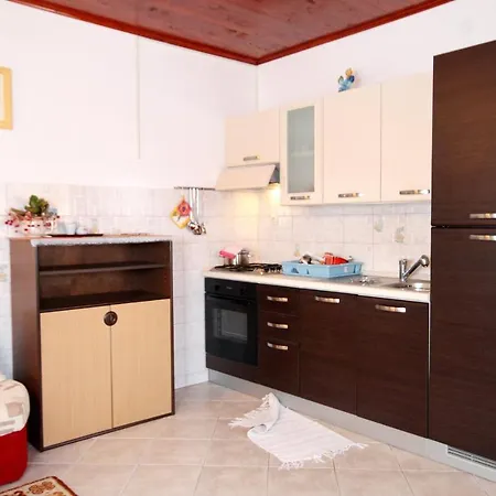 Appartement By The Sea Brgulje, Molat - 6250
