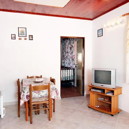 Апартаменты By The Sea Brgulje, Molat - 6250