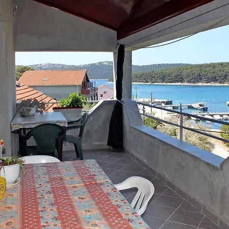 Lägenhet By The Sea Brgulje, Molat - 6250