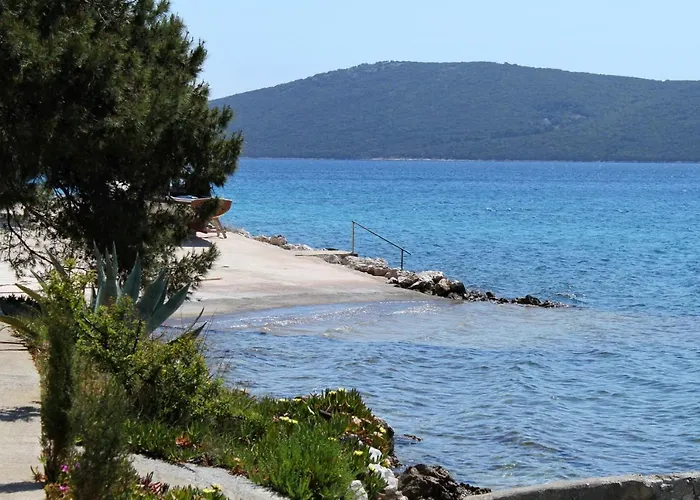 Apartman By The Sea Brgulje, Molat - 6250 *