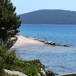Apartment By The Sea Brgulje, Molat - 6250 *