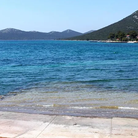 By The Sea Brgulje, Molat - 6250 *